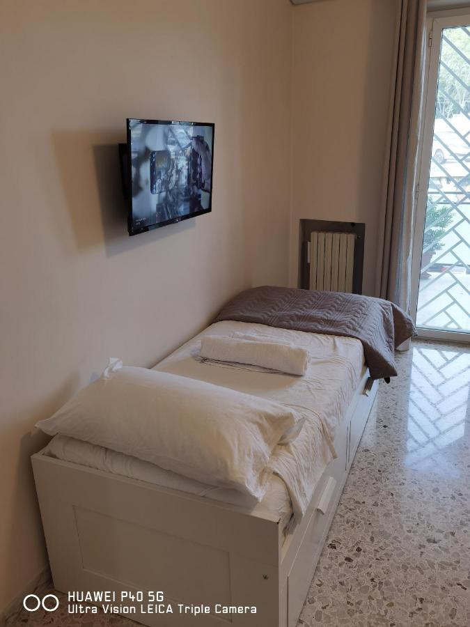 B&B Parco 2 Giugno Bari Exterior foto